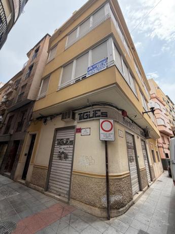 Sprzedaż mieszkania w Piso en Sant Isidre, 27, Centro, Elche / Elx, Elche / Elx
photo 1