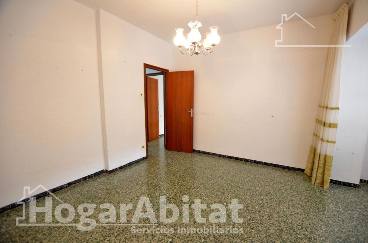 Sprzedaż mieszkania w Piso en Calle Pi y Margall, Centro, San Vicente del Raspeig, San Vicente del Raspeig
photo 5