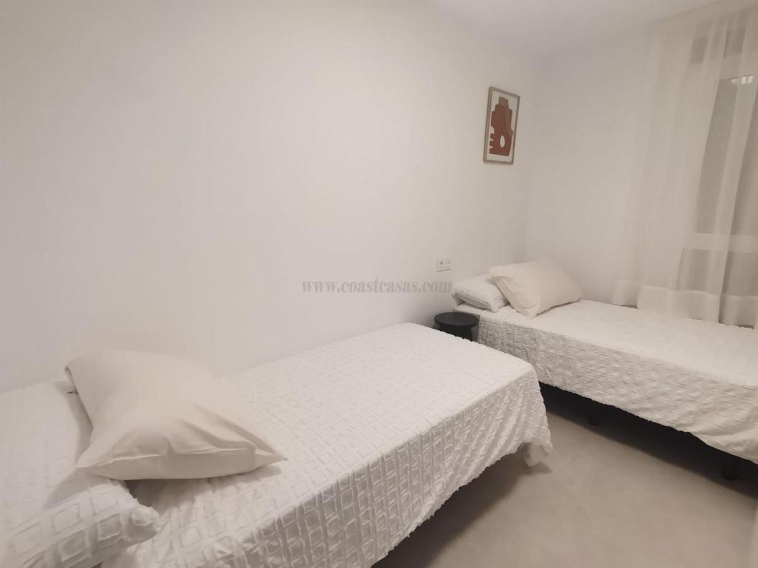 Sale of apartment in Piso en Avenida Virgen del Carmen, Los Europeos, Torrevieja, Torrevieja
photo 4