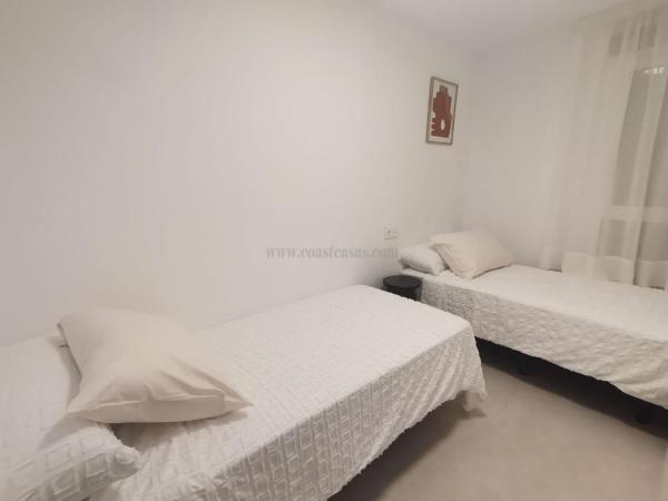 Sale of flat in Piso en Avenida Virgen del Carmen, Los Europeos, Torrevieja, Torrevieja
 photo 4