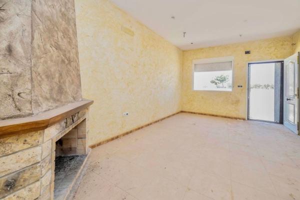 Terraced house for sale at  Chalet adosado en Paraje el Cabezo, 12, Benferri , Benferri photo 4