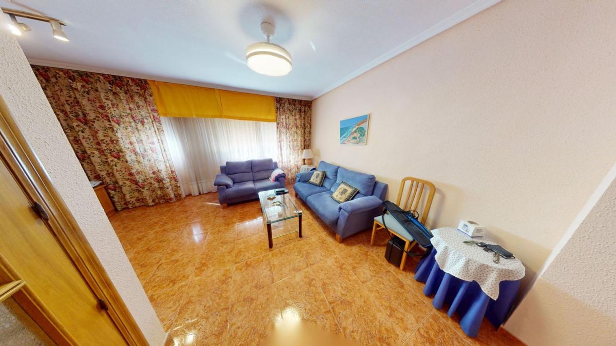 Venta de piso en Piso en Calle Córdoba, San Blas, Alicante / Alacant, Alicante / Alacant
photo 2