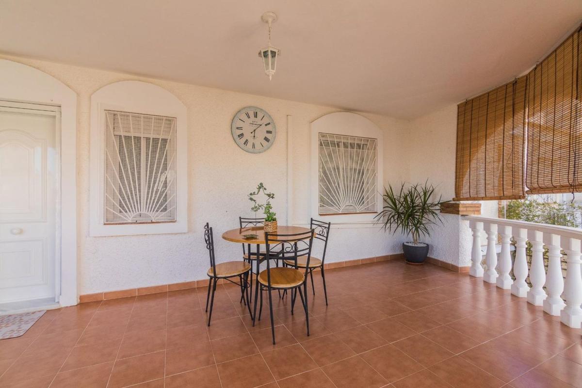 Sprzedaż niezależnego domku jednorodzinnego w Casa o chalet independiente en Calle Garcilaso de la Vega, Monforte del Cid, Monforte del Cid photo 4