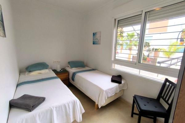Chalet pareado en Calle Torrevieja, Algorfa photo 4
