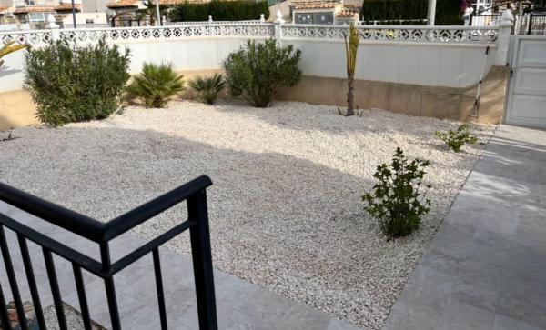 Chalet adosado en Calle Cinta, Playa Flamenca, Orihuela photo 4