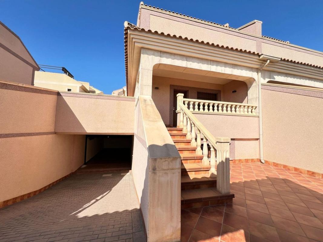 Продажа отдельного шале в Casa o chalet independiente en Urbanización los Altos, Los Balcones - Los Altos del Edén, Torrevieja, Торревьеха photo 2