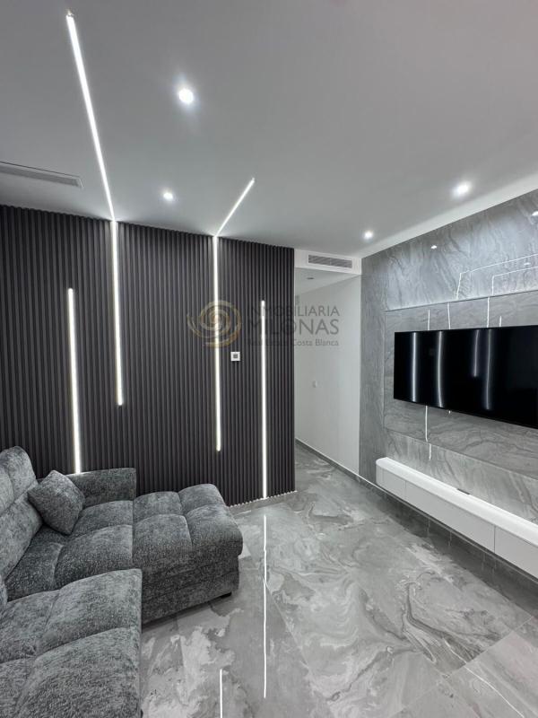 Venta de piso en Piso en Pueblo Levante, Benidorm, Benidorm
photo 3