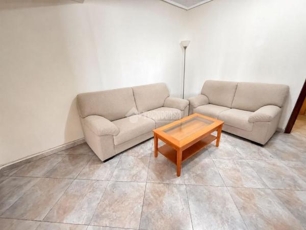 Apartment for sale in Piso en Avenida Salamanca, Ensanche-Diputación, Alicante / Alacant, Alicante thumbnail 3