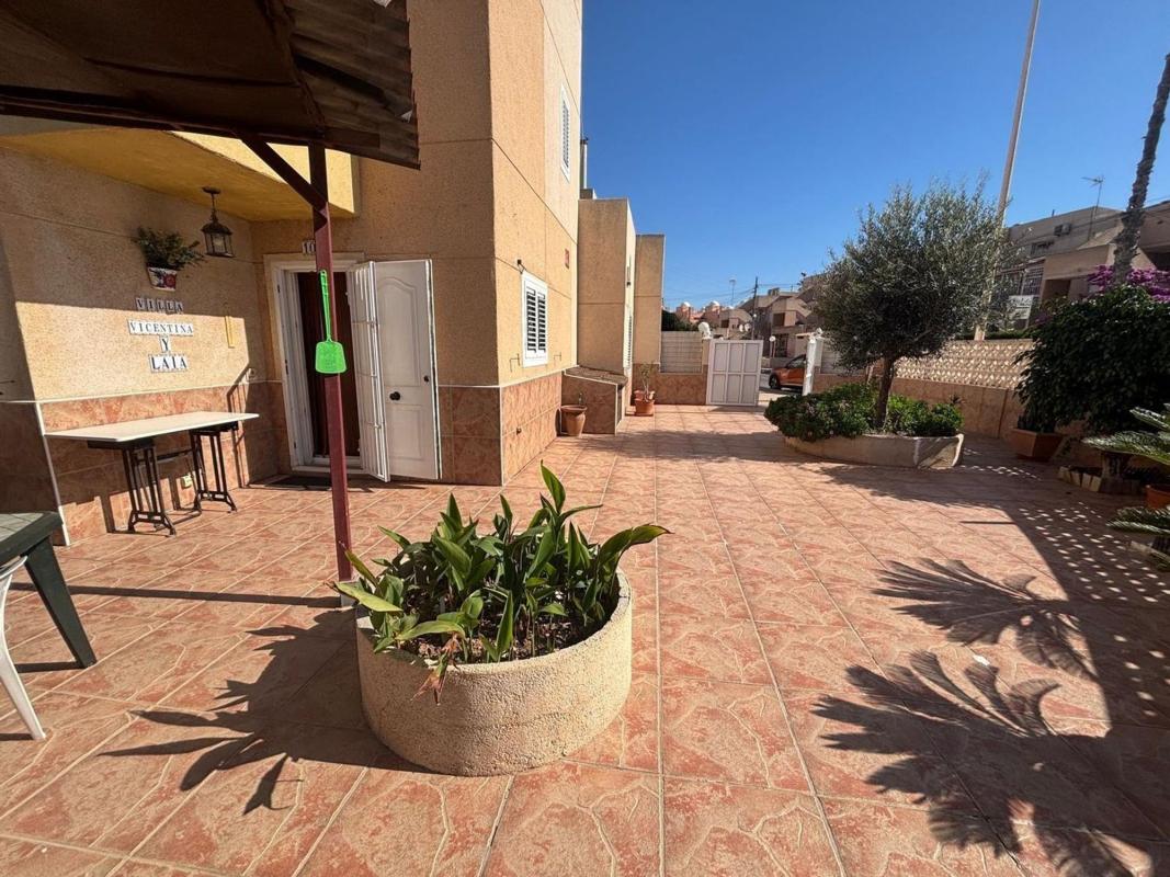 Venta de chalet independiente en Chalet pareado en Altozano, Alicante / Alacant, Alicante / Alacant
photo 3