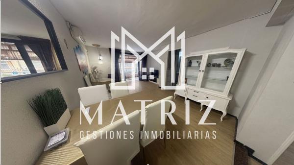 Venta de piso en Piso en Calle General Elizaicin, Plà del Bon Repòs-La Goteta, Alicante / Alacant, Alicante / Alacant
photo 1