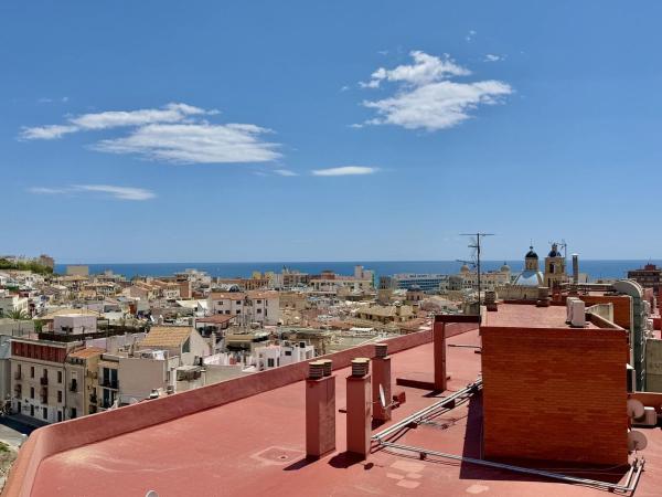Venta de piso en centro, Alicante / Alacant
thumbnail 2