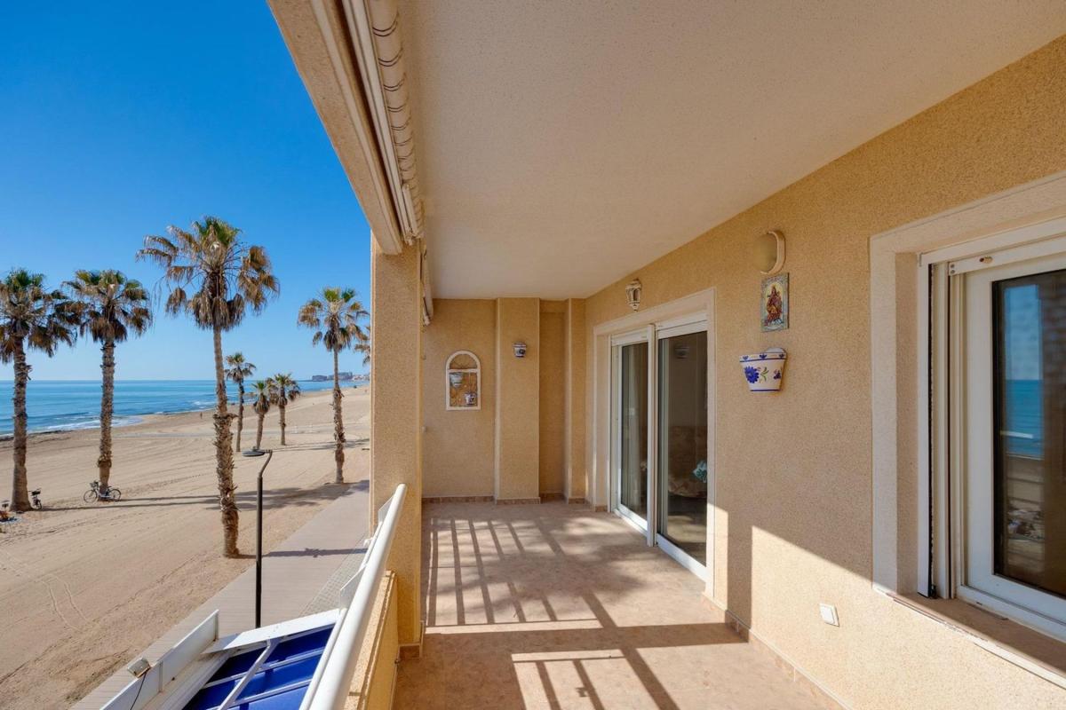 Sprzedaż mieszkania w Piso en Gaspar Perrelló, Torrevieja, Torrevieja
 photo 2