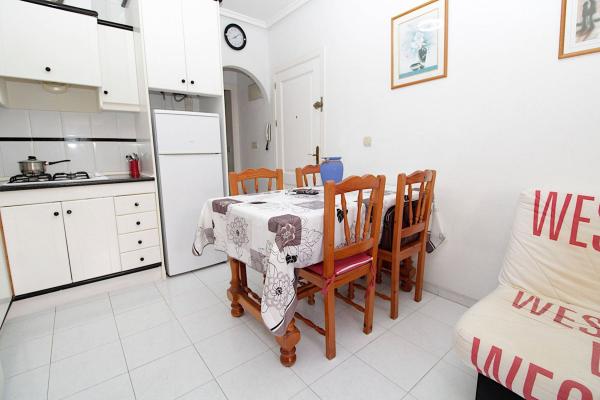 Venta de piso en Piso en Calle Galera, Playa del Cura, Torrevieja, Torrevieja
 photo 4