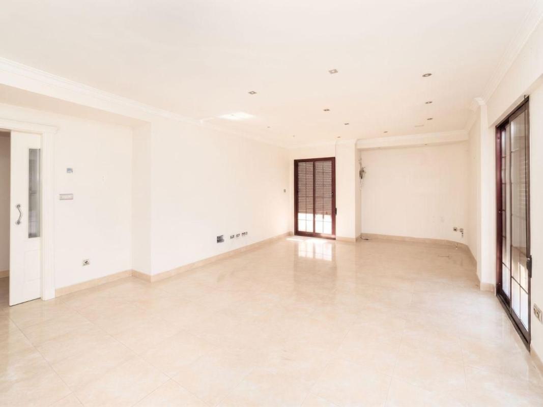 Venta de piso en Piso en Calle Don José Ramos, Centro, Elche / Elx, Elche / Elx
photo 2