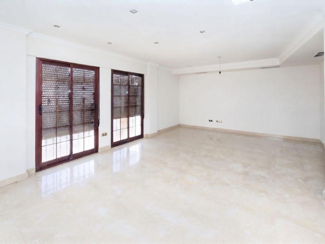 Venta de piso en Piso en Calle Don José Ramos, Centro, Elche / Elx, Elche / Elx
photo 4