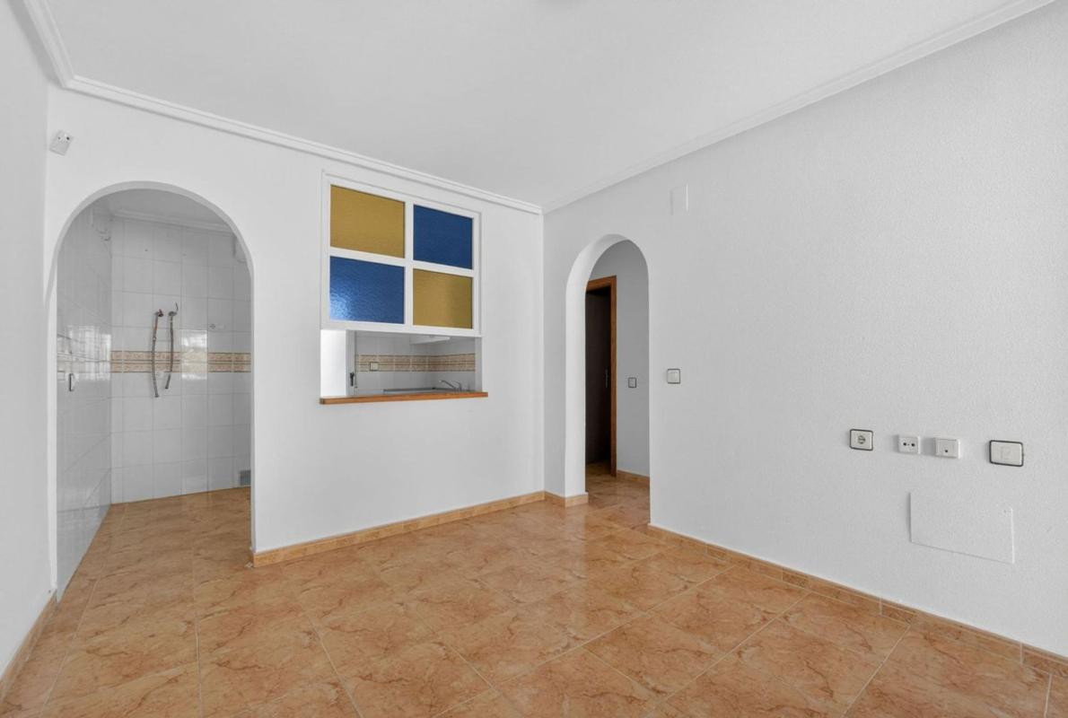 Sprzedaż niezależnego domku jednorodzinnego w Casa o chalet independiente en Calle Cesar Rodriguez Mateo, La Siesta - El Salado - Torreta, Torrevieja, Torrevieja photo 5