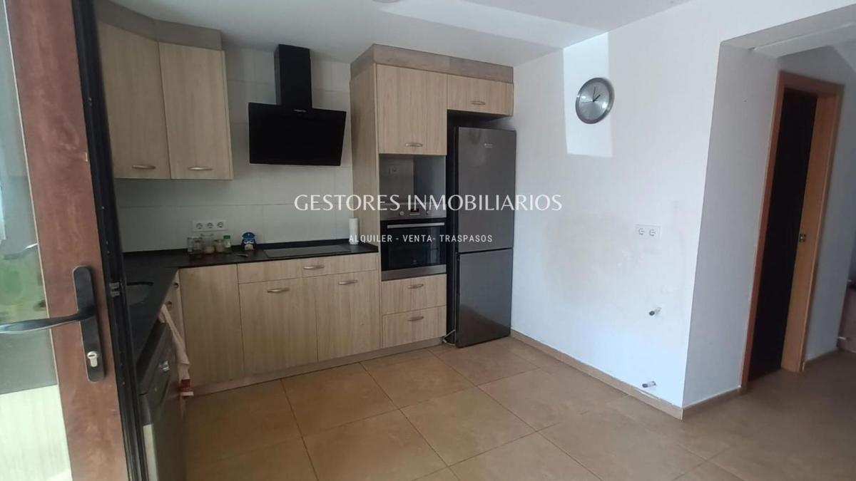 Venta de chalet adosado en  Barri Santa Rosa , Alcoy / Alcoi photo 3