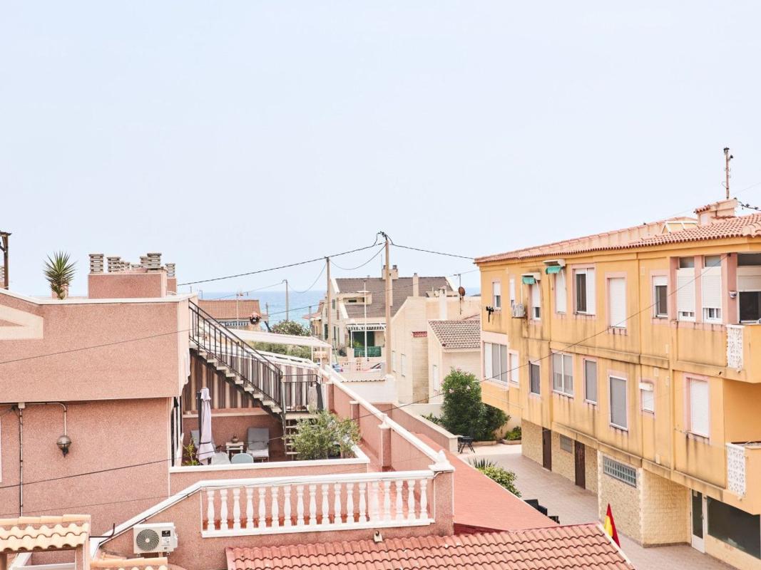 Venta de piso en Piso en Avenida de Inglaterra, Los Europeos, Torrevieja, Torrevieja
photo 2