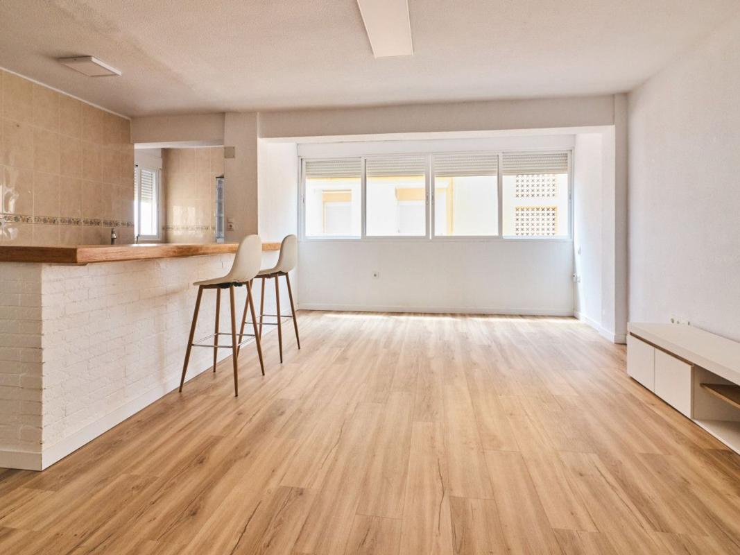 Venta de piso en Piso en Avenida de Inglaterra, Los Europeos, Torrevieja, Torrevieja
photo 5