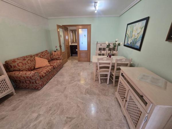Venta de piso en Piso en Pueblo Levante, Benidorm, Benidorm
thumbnail 3