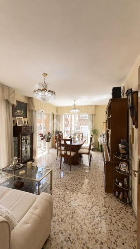 Продажа квартиры на Piso en Calle del Tucuman, Ensanche-Diputación, Alicante / Alacant, Аликанте / Алакант
photo 3