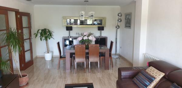 Продажа квартиры на Piso en Avenida de la Comunitat Valenciana, 39, Pont Nou-Corazón de Jesús, Elche / Elx, Эльче / Эльх
thumbnail 2