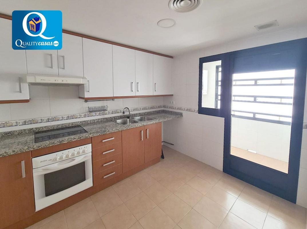 Venta de ático en Parque Avenidas - Vistahermosa , Alicante / Alacant photo 4