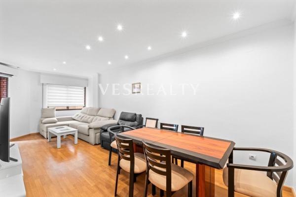 Квартира на продажу на  Piso en Benalúa, Alicante / Alacant, Аликанте / Алакант photo 4