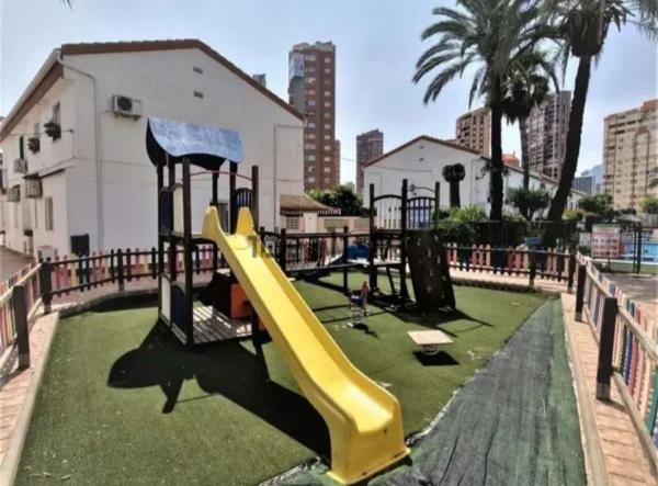 Chalet adosado en Rincon de loix bajo, 12, Zona Sierra Helada, Benidorm thumbnail 2