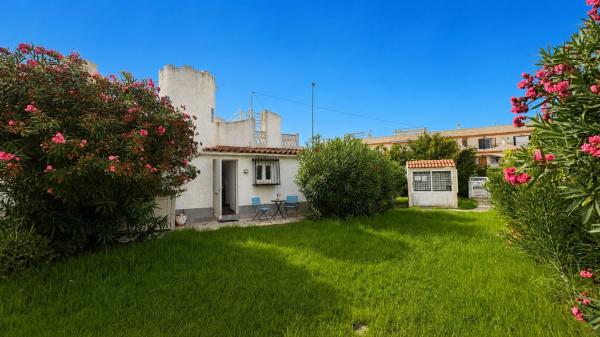 Chalet independiente en venta en Casa o chalet en La Chismosa, Orihuela, Orihuela photo 4