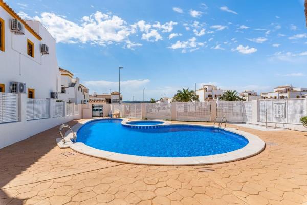 Mansarda na sprzedaż w  Ático en Desamparados-Hurchillo-Torremendo, Orihuela, Orihuela photo 3