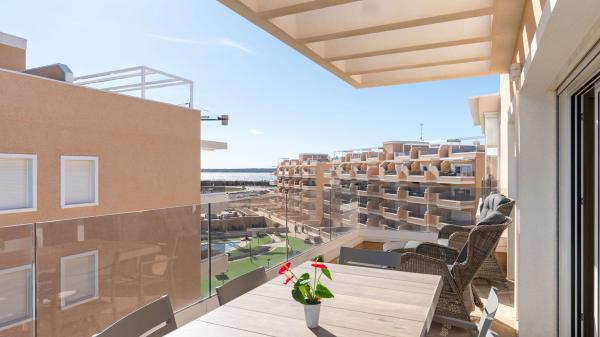 Sale of flat in Urbanizations, Guardamar del Segura
 photo 1