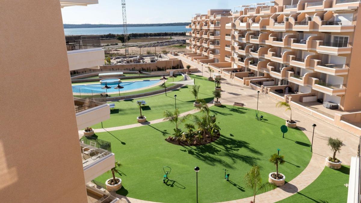 Sale of apartment in Urbanizations, Guardamar del Segura
photo 3