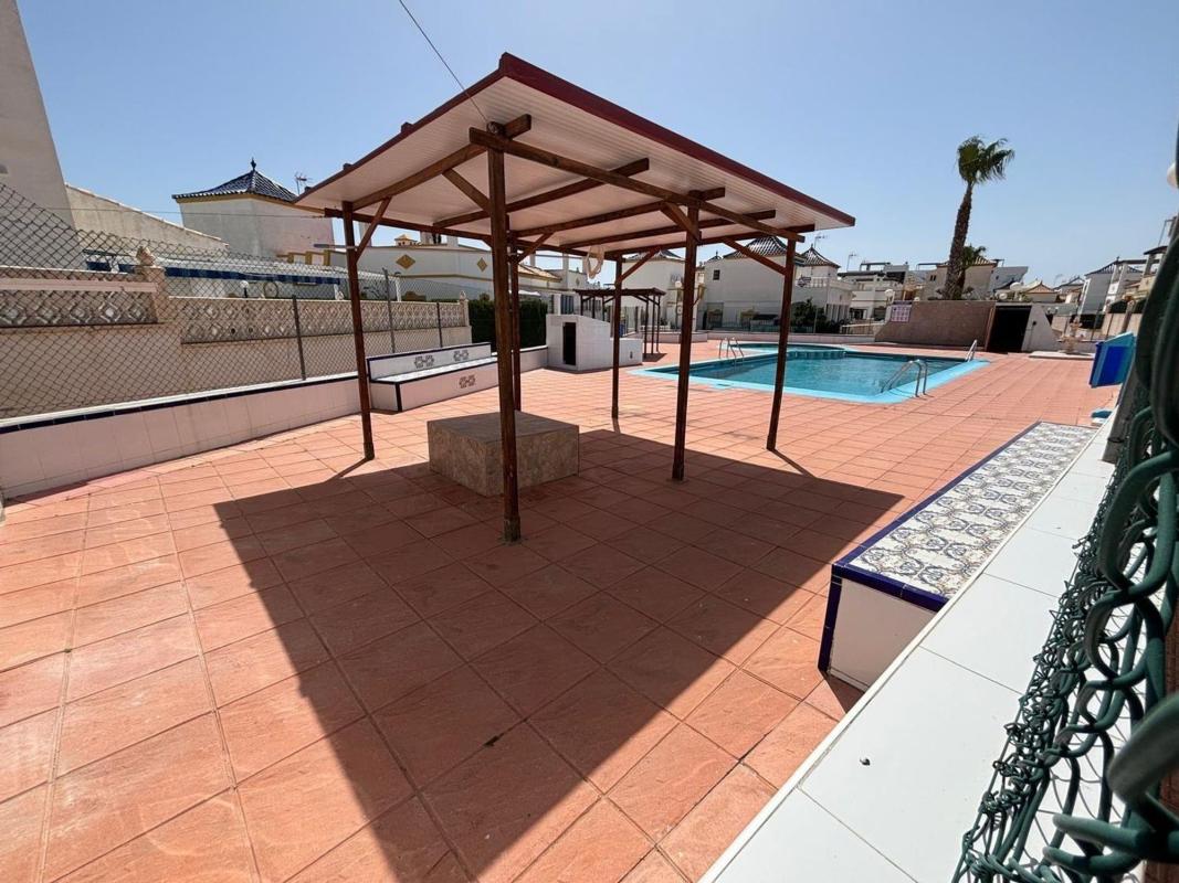 Sprzedaż szeregowego domku w Chalet adosado en Calle la Sagra, Los Balcones - Los Altos del Edén, Torrevieja , Torrevieja photo 4