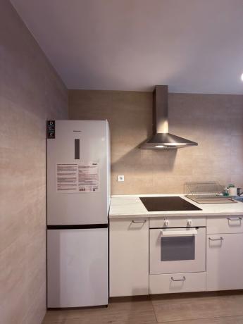 Продажа квартиры на Piso en Calle de Roldán, Centro Urbano, Benidorm, Бенидорм
thumbnail 2