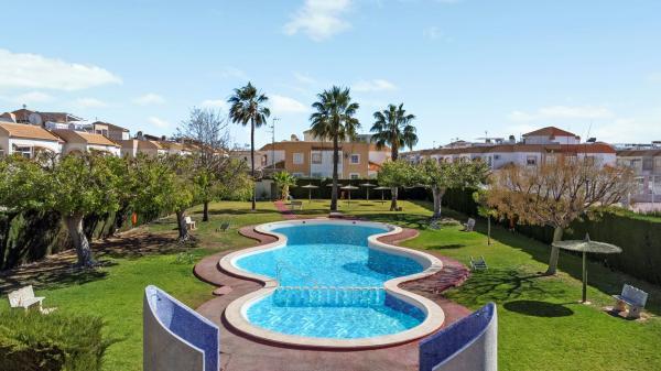Venta de piso en La Siesta - El Salado - Torreta, Torrevieja
photo 1