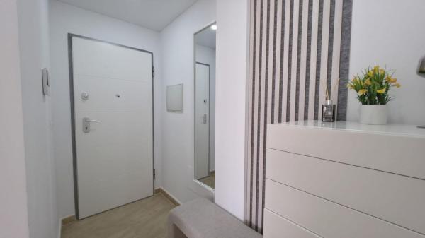 Venta de piso en Piso en Calle Patricio Perez, El Molino, Torrevieja, Torrevieja
 photo 3