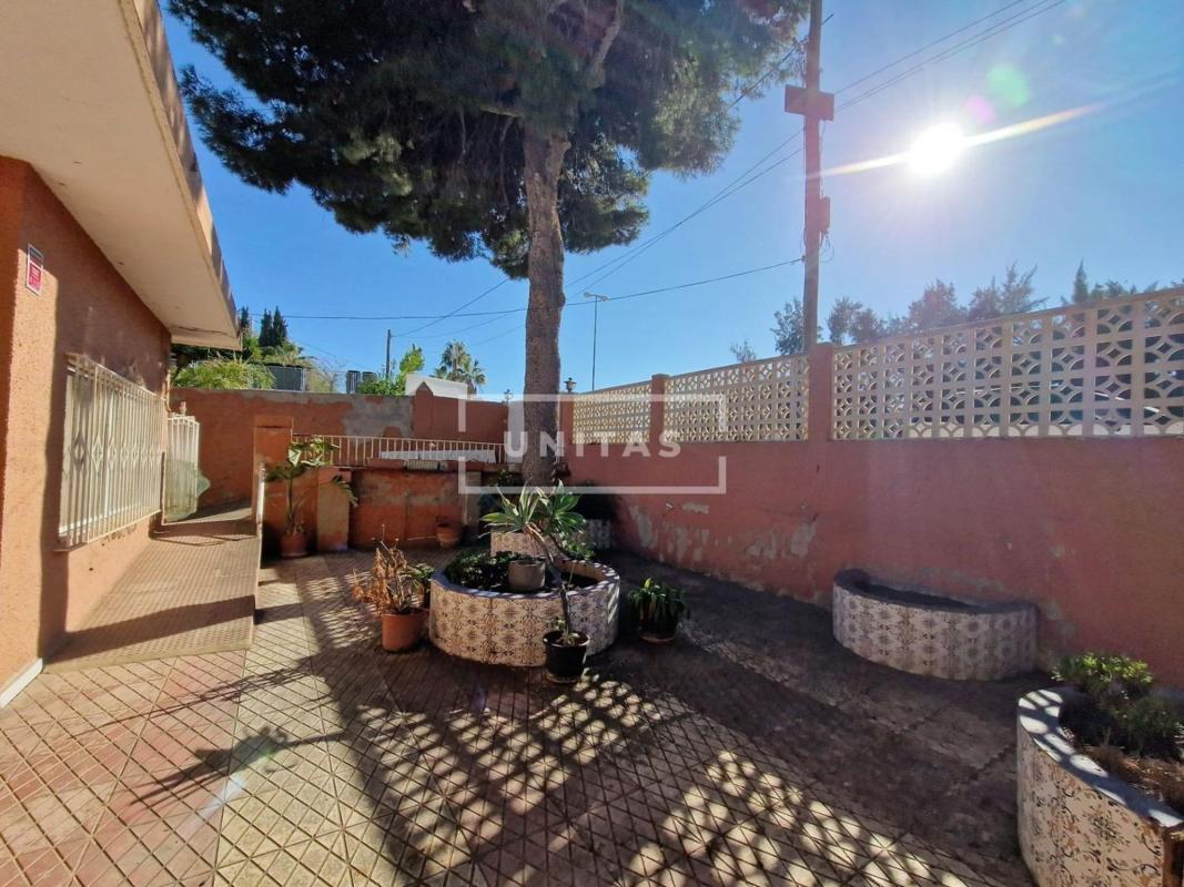 Sale of independent chalet in San Juan-El Cabo Beach, Alicante
photo 4