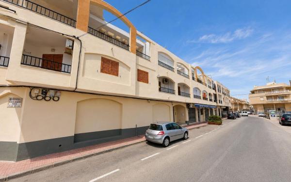 Sprzedaż mieszkania w Piso en Calle Helsinki, Playa de los Locos, Torrevieja, Torrevieja
thumbnail 2