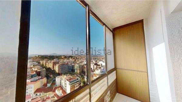 Estudio en venta en , Alicante / Alacant photo 3