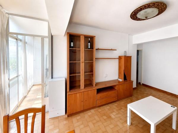Продажа квартиры на Piso en Calle Maestro Luis Torregrosa, Plà del Bon Repòs-La Goteta, Alicante / Alacant, Аликанте / Алакант
 photo 1
