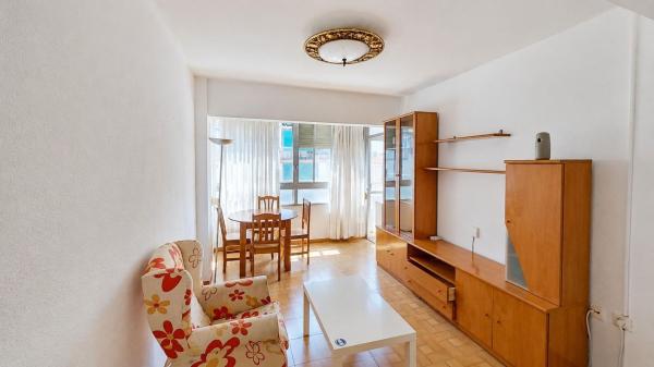 Продажа квартиры на Piso en Calle Maestro Luis Torregrosa, Plà del Bon Repòs-La Goteta, Alicante / Alacant, Аликанте / Алакант
 photo 2