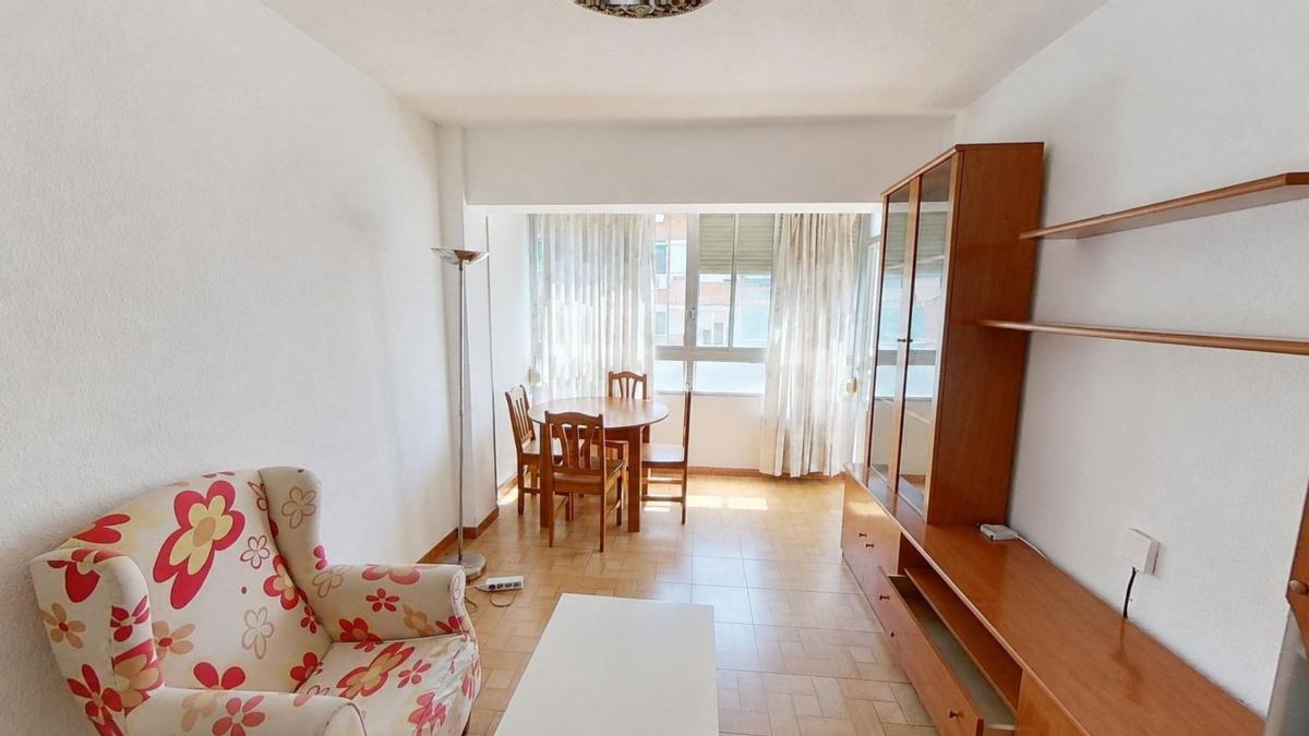 Sale of apartment in Piso en Calle Maestro Luis Torregrosa, Plà del Bon Repòs-La Goteta, Alicante / Alacant, Alicante
photo 5