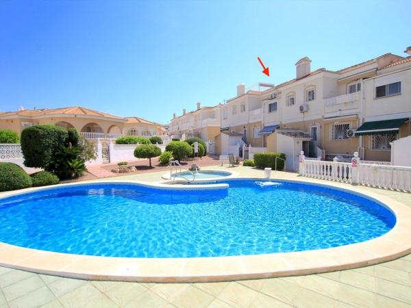 Chalet adosado en Calle Marie Curie, Benijofar thumbnail 1