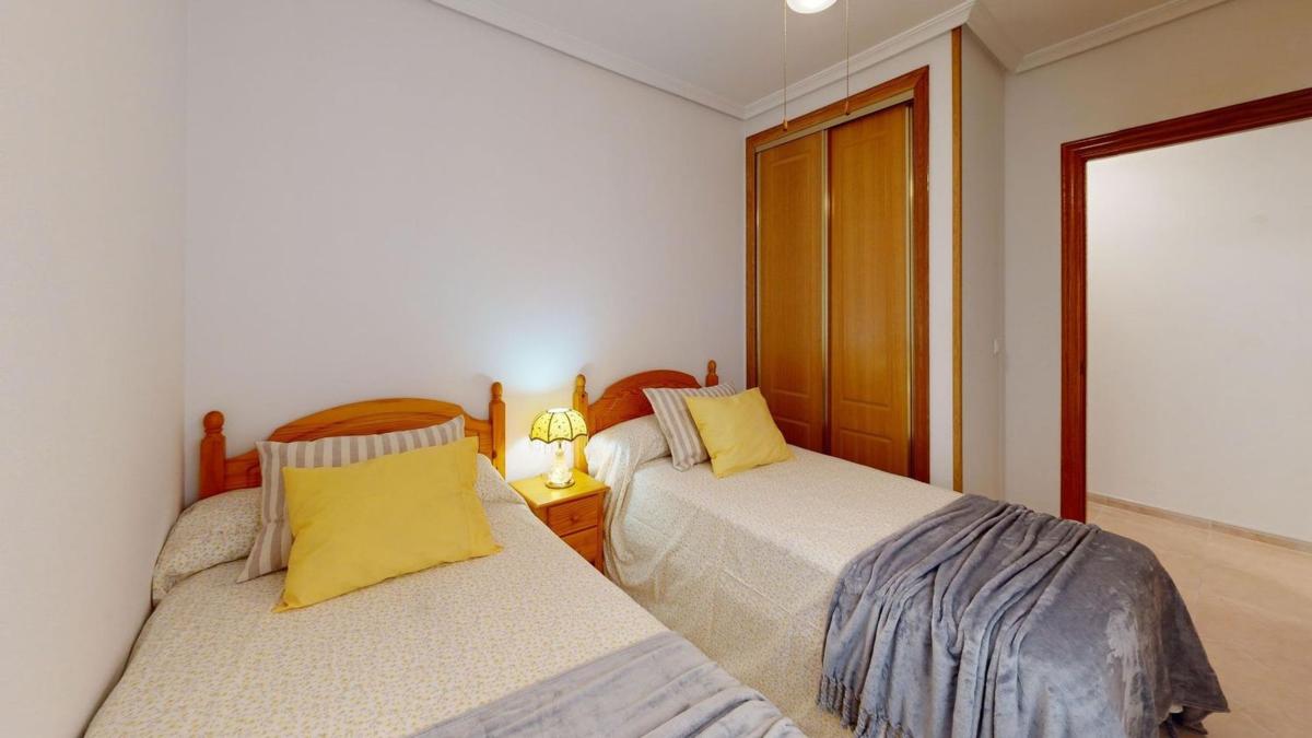 Sprzedaż mieszkania w Piso en Calle San Emigdio, 37, El Molino, Torrevieja, Torrevieja
photo 5