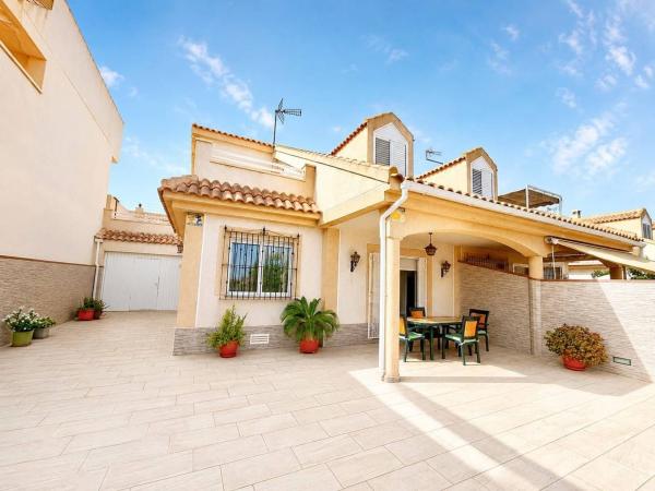 Chalet adosado en venta en  Chalet adosado en Calle Mar de Tasmania, Torre de la Horadada, Pilar de la Horadada , Pilar de la Horadada photo 2