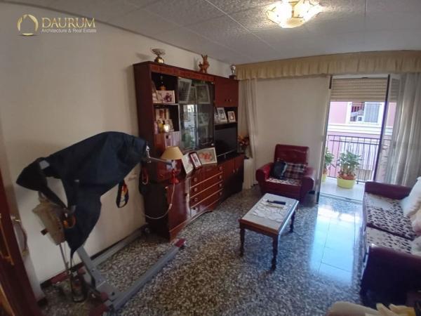 Sprzedaż mieszkania w Piso en Calle de Maximilia Thous, Plaza Crevillente-Juzgados, Elche / Elx, Elche / Elx
photo 1