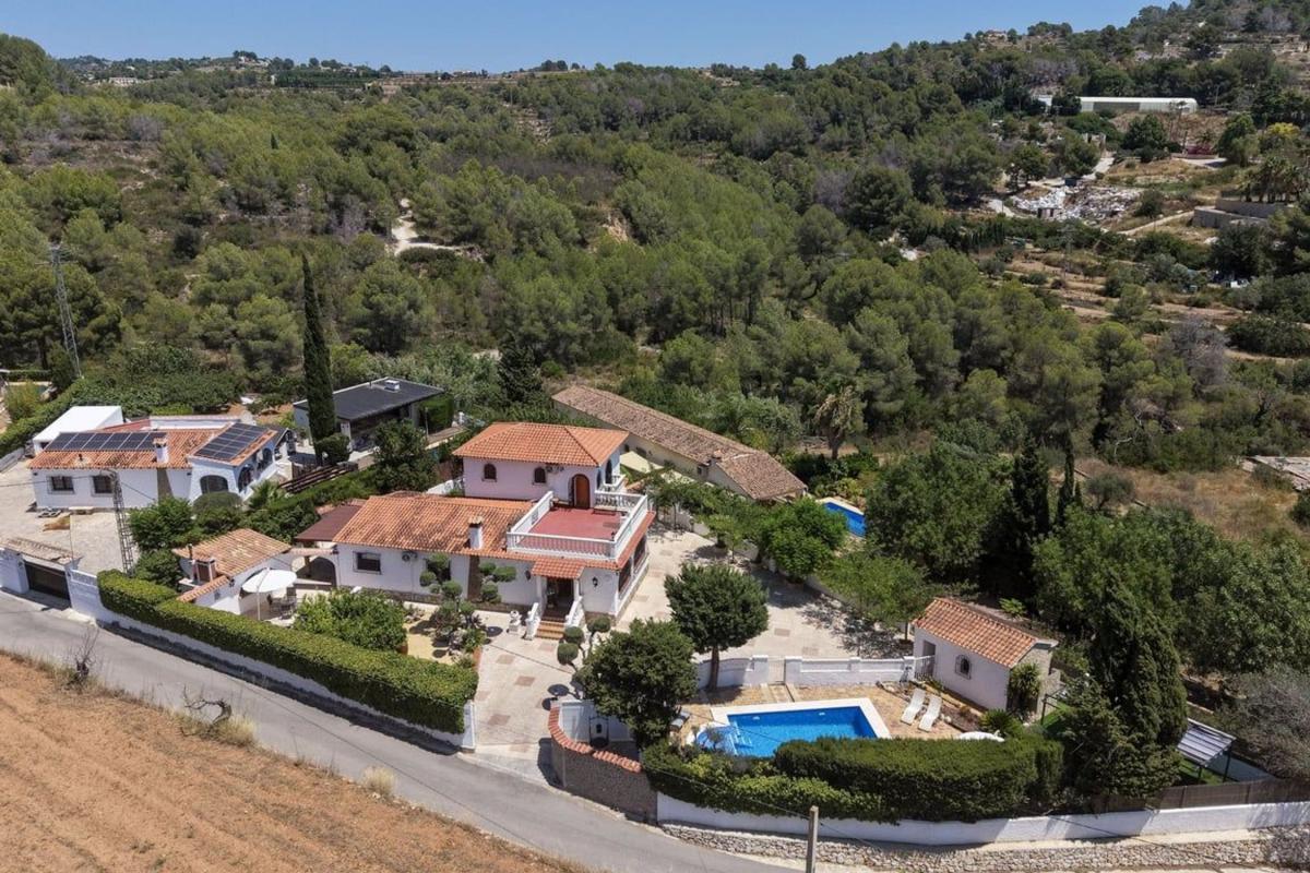 Продажа отдельного шале в Casa o chalet independiente en Benissa pueblo, Benissa, Бенисса photo 2