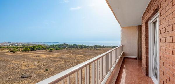 Sale of flat in Piso en Punta Prima, Torrevieja, Torrevieja
 photo 2