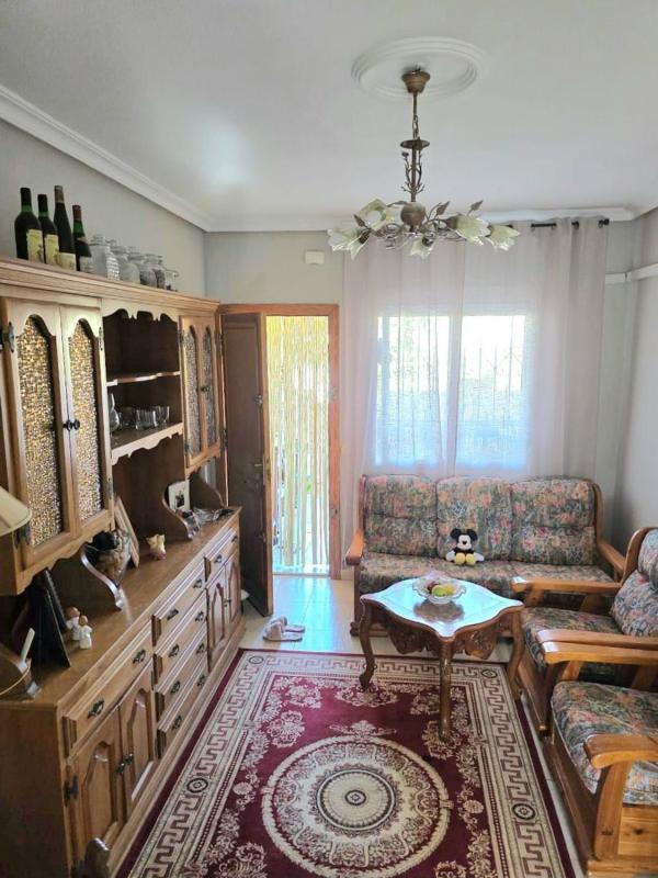 Sprzedaż szeregowego domku w Chalet adosado en Aguas Nuevas, Torrevieja , Torrevieja photo 5